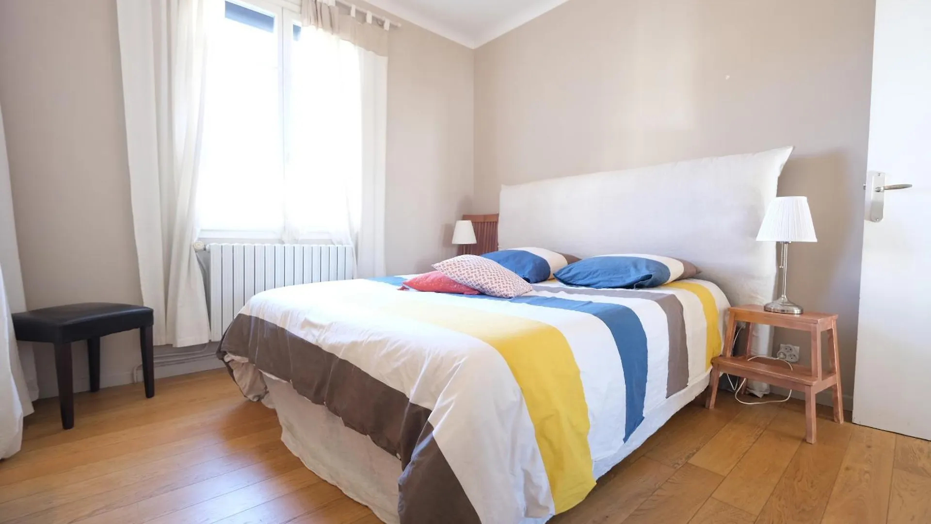 Holiday home Beautiful Vacation Rental With Private Pool In The Heart Of The City Of Avignon, Sleeps 8. France