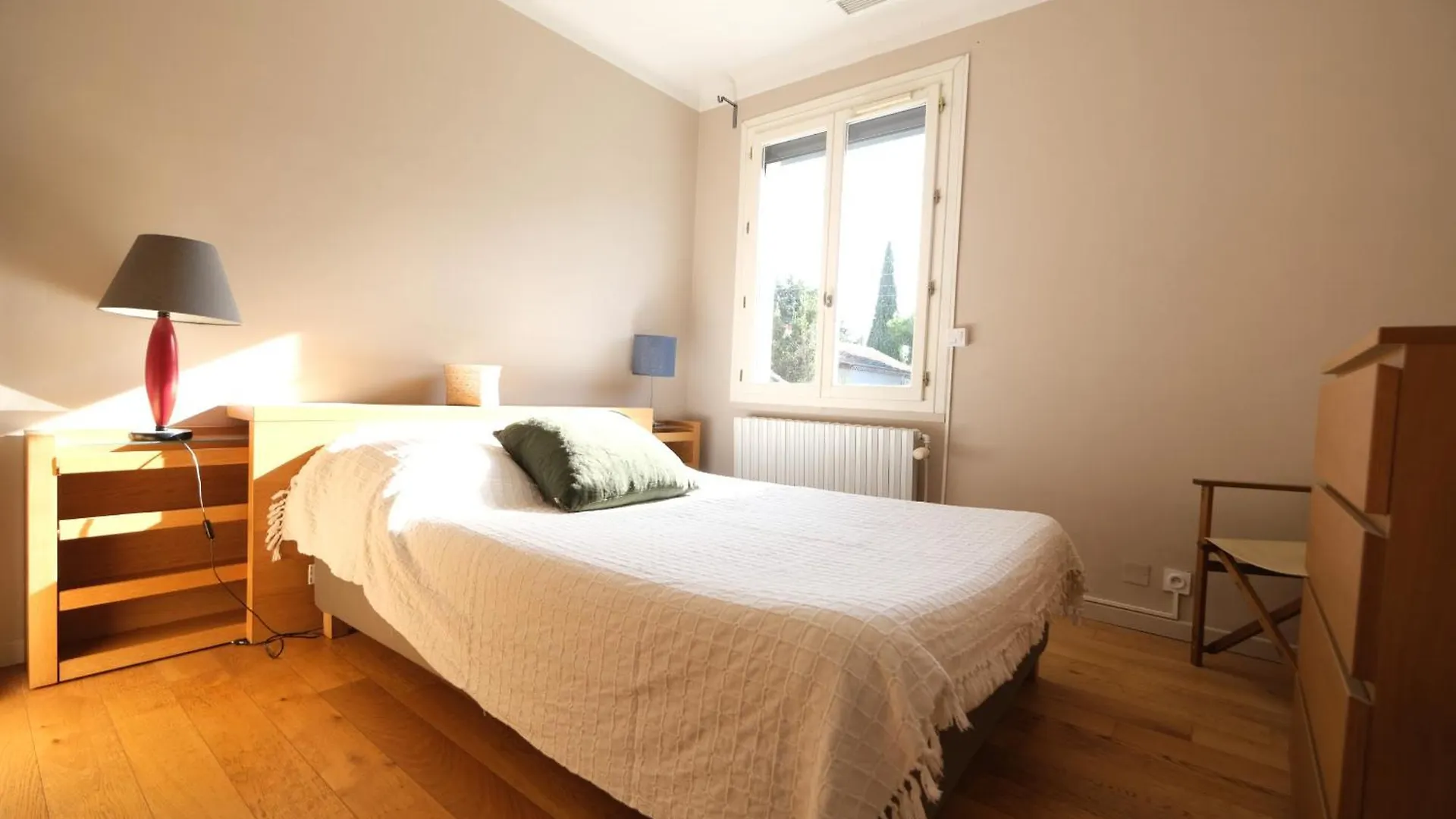 Holiday home Beautiful Vacation Rental With Private Pool In The Heart Of The City Of Avignon, Sleeps 8.