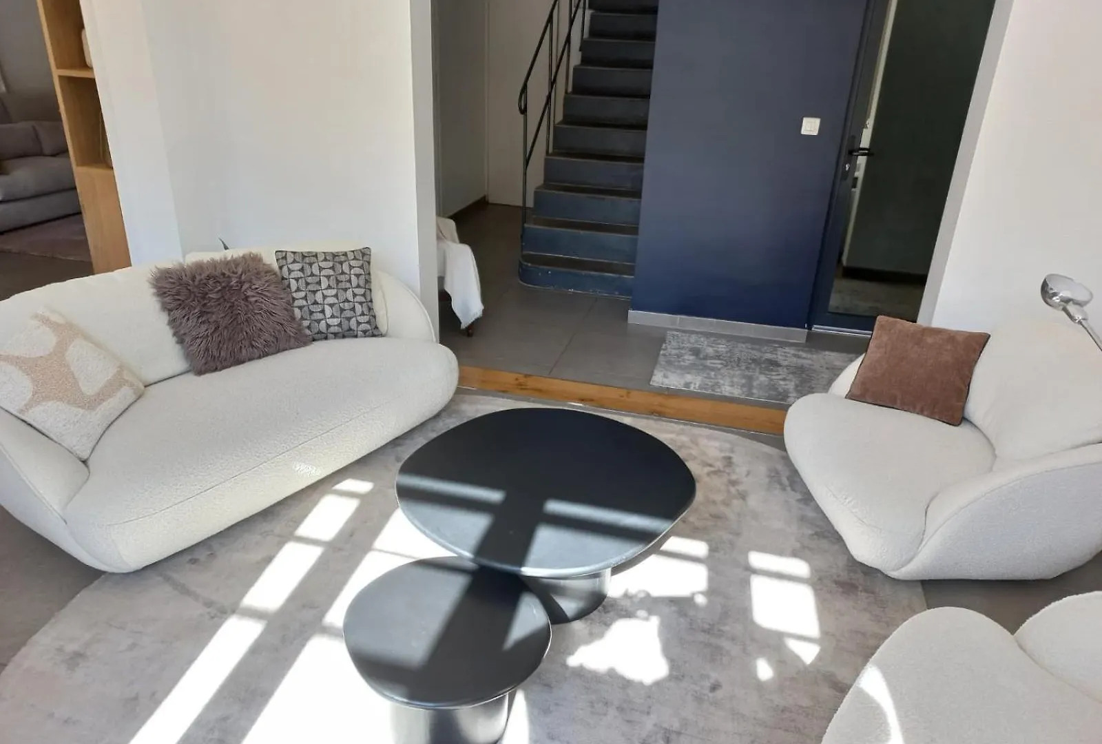 Beautiful Vacation Rental With Private Pool In The Heart Of The City Of Avignon, Sleeps 8. Prázdninový dům